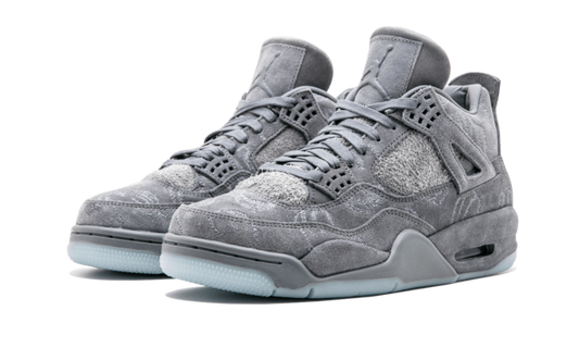 Air Jordan 4 Retro KAWS