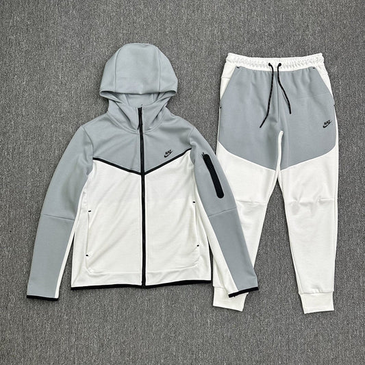 Nike Tech Fleece Komplet