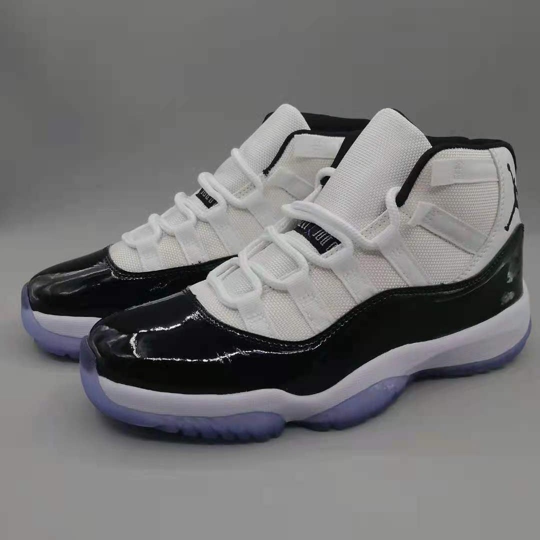 Air Jordan 11 Retro "Concord"