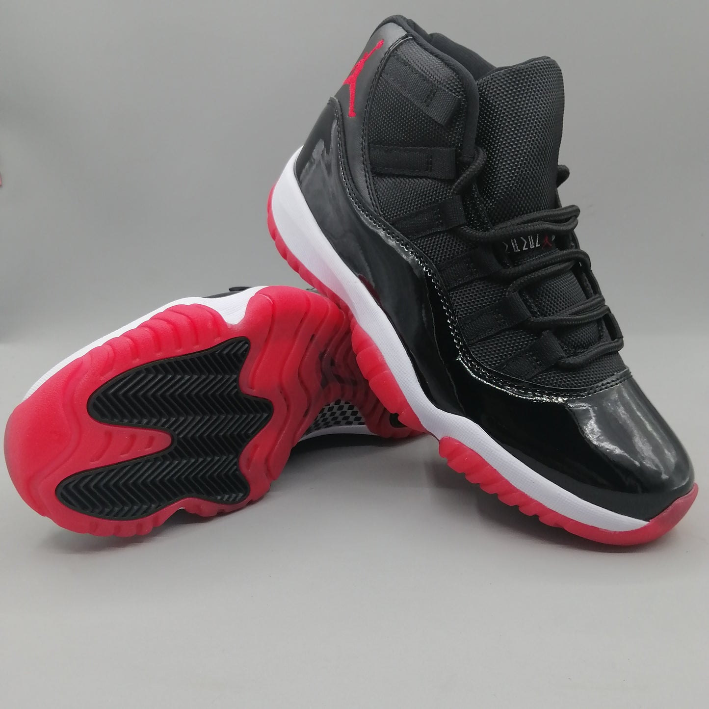 Air Jordan 11 Retro "Bred"